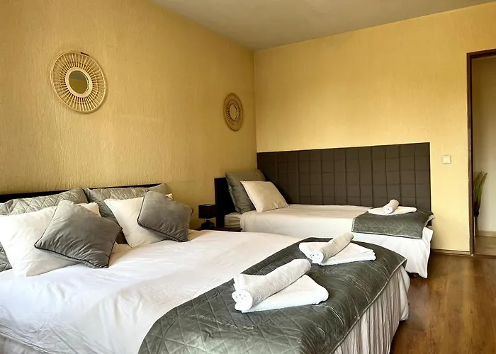 Slope Nest * 班斯科