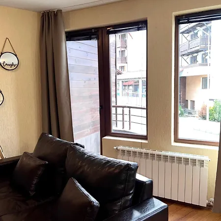 Slope Nest Apartment