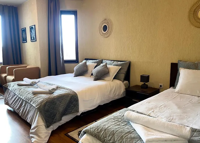 Slope Nest Apartment